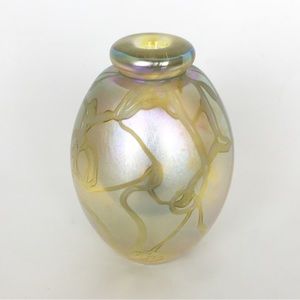 Vintage Robert Eickholt Signed 1997 Iridescent Hand Blown Art Glass Vase Small